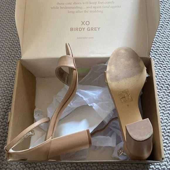 Birdy Grey Tan Heels - Picture 2 of 4